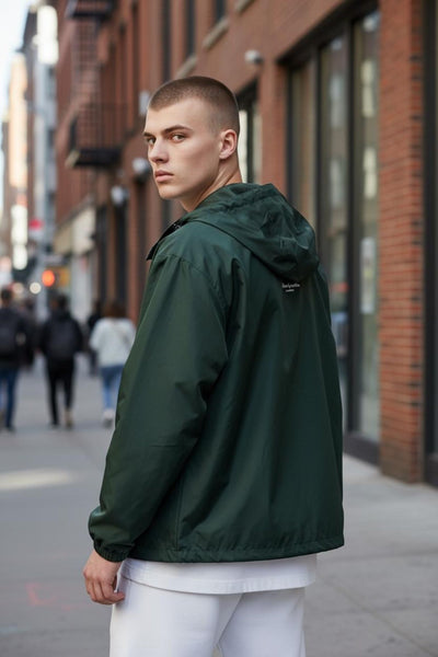 Green Lightweight Streetwear Windbreaker – Bold Urban Jacket