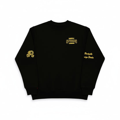 Black & Gold Oversized Streetwear Sweatshirt – Bold Graphic Crewneck