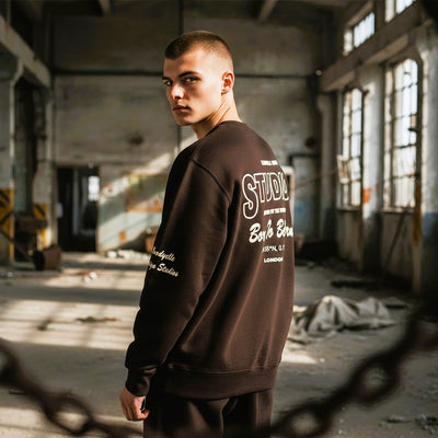 Black & Gold Oversized Streetwear Sweatshirt – Bold Graphic Crewneck